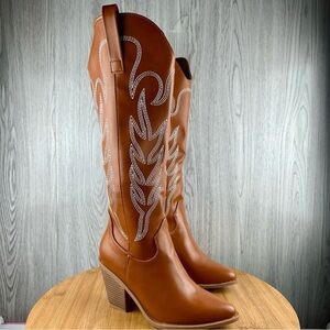 WOMEN’S KNEE HIGH COWBOY BOOTS (CATTLE-9)